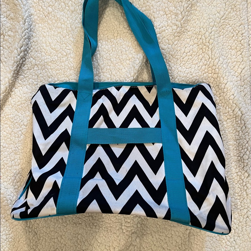 18" Chevron Prints Large Roomy Canvas Tote Beach Bag (Black Blue) Ever Moda
